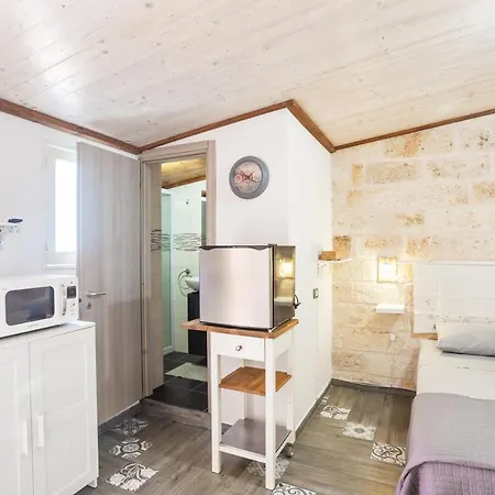 Apartment Tiny House 19 Terrace Aparment *